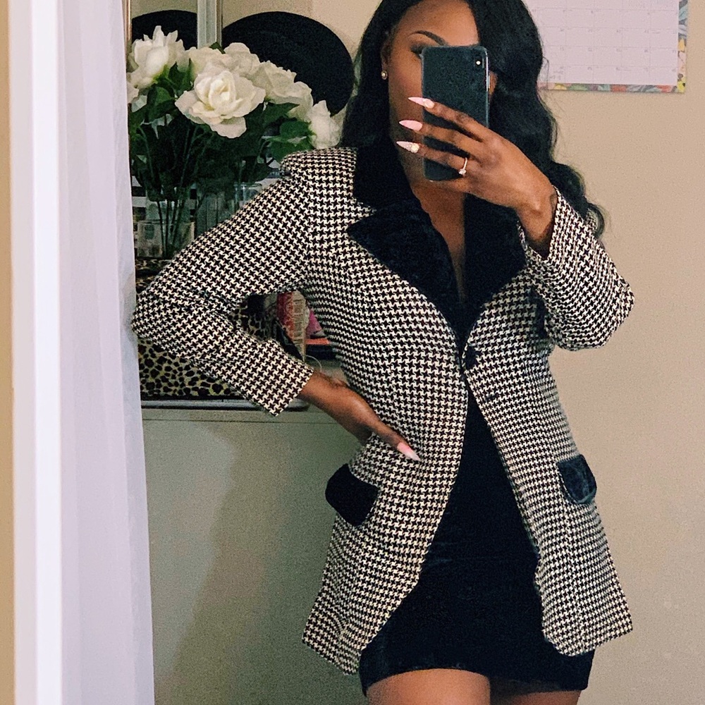 2 piece set. Velvet skirt included
